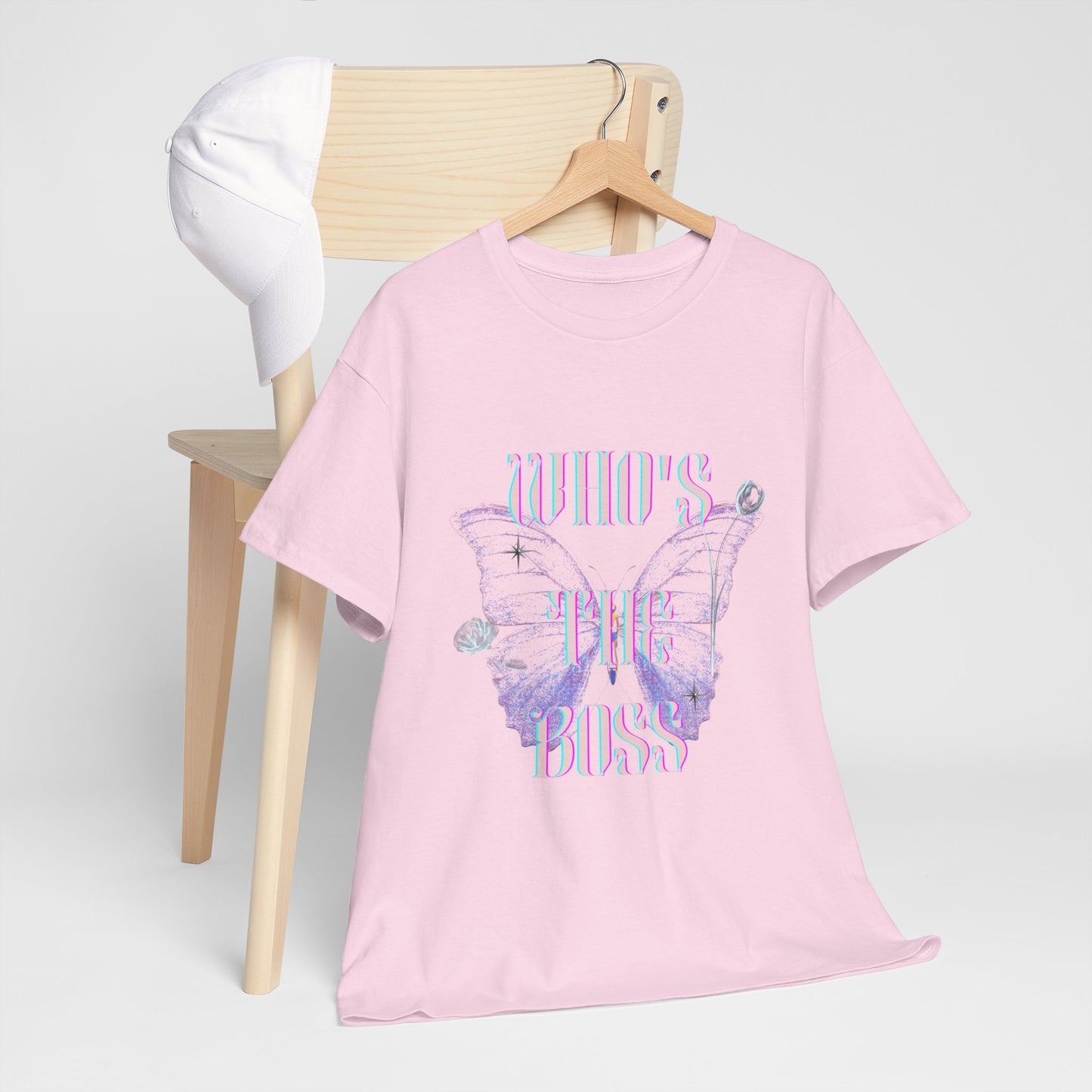 Mom's the boss Unisex Heavy Cotton T-shirt, Funny Mother's Day Gift, Mom Shirt, Mom Boss Shirt, Mom Birthday Gift, Mom Fashion, Mom Apparel