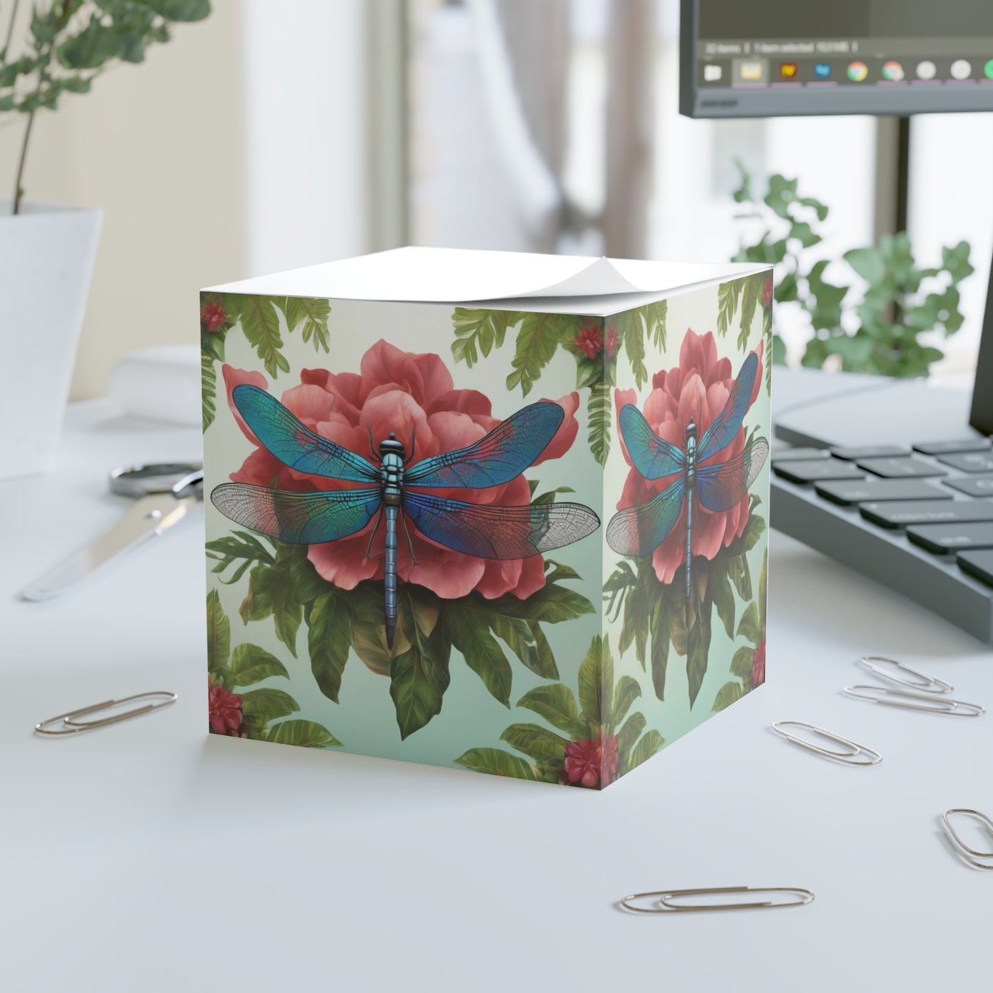 Dragonfly Note Cube