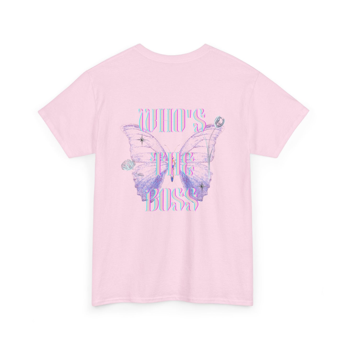 Mom's the boss Unisex Heavy Cotton T-shirt, Funny Mother's Day Gift, Mom Shirt, Mom Boss Shirt, Mom Birthday Gift, Mom Fashion, Mom Apparel