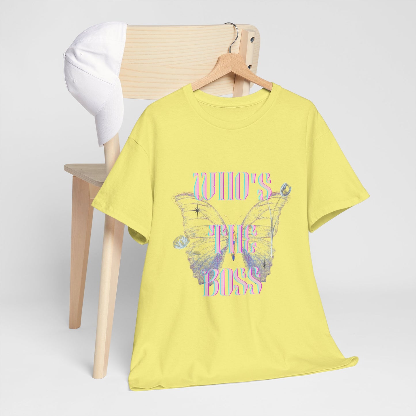 Mom's the boss Unisex Heavy Cotton T-shirt, Funny Mother's Day Gift, Mom Shirt, Mom Boss Shirt, Mom Birthday Gift, Mom Fashion, Mom Apparel